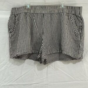 a new day Black and White Vertical Stripe High-Waist Shorts